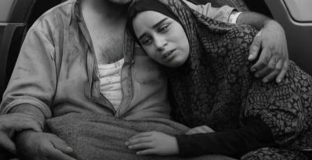 الناجية الوحيدة.. الشابة سمر حمادة توثق "مجزرة عائلتها" بشهادة أدبية مؤلمة