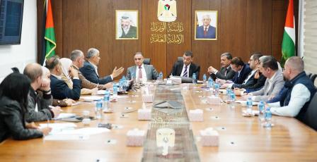 لجنة مراجعة نظام صافي الفوترة تعقد اجتماعها الأول بحضور ممثلين