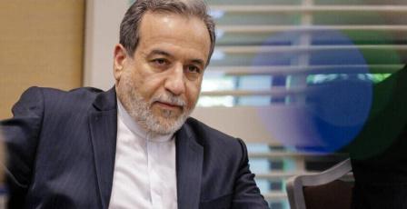 وزير الخارجية الإيراني عراقجي يعود إلى باكستان وينقل شروط طهران لوقف الحرب