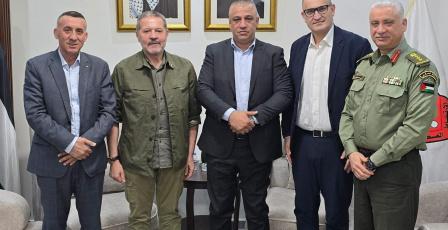 اللواء ناصر البوريني يستقبل ياسر عباس