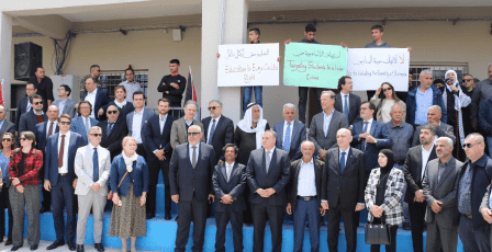 دبلوماسيون يشاركون في جولة دعم لطلبة مدرسة ذكور المغير في ظل اعتداءات الاحتلال