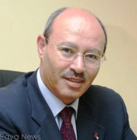 لن أنتخب في "عام الديمقراطية"