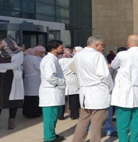 نقابة الأطباء تصدر قرارات جديدة احتجاجا على "تعنت الحكومة"