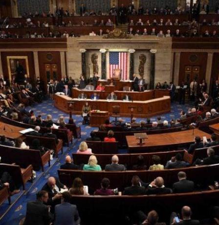 حملة لدعم 63 مرشحًا مؤيدا للحقوق الفلسطينية في الكونغرس