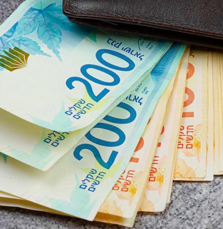 انخفاض على أسعار العملات