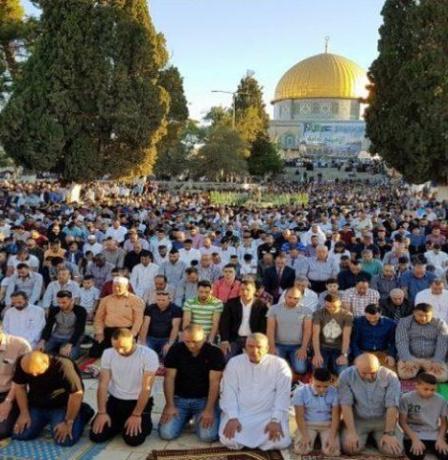 المفتي العام: صلاة عيد الفطر الساعة السادسة وخمس عشرة دقيقة صباحا