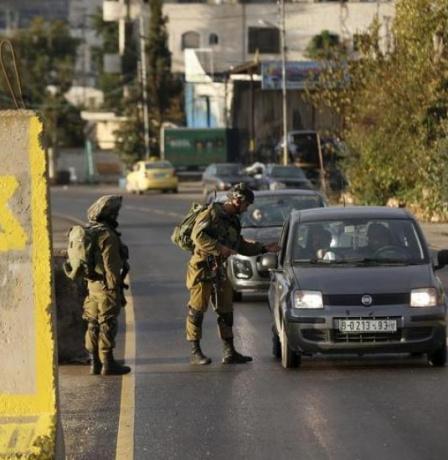 الاحتلال يعرقل تنقل المواطنين شرق قلقيلية