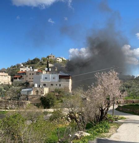 إصابات وإحراق مخزن ومركبة في هجوم للمستوطنين على جالود