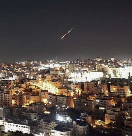 خاص| 14 مهمة ميدانية وإصابتان طفيفتان نتيجة شظايا.. والدفاع المدني يحذر: التزموا أماكن آمنة