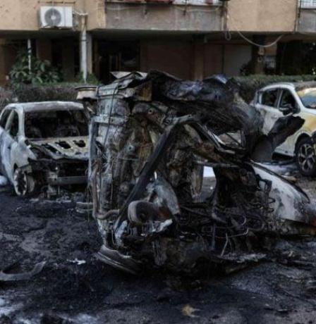 هجومان صاروخيان متزامنان من إيران ولبنان على تل أبيب