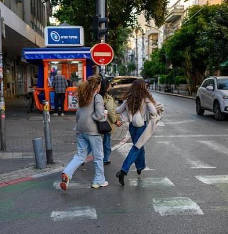 9 آلاف طلب تعويض من المستوطنين جراء صواريخ إيران وحزب الله منذ بدء العدوان