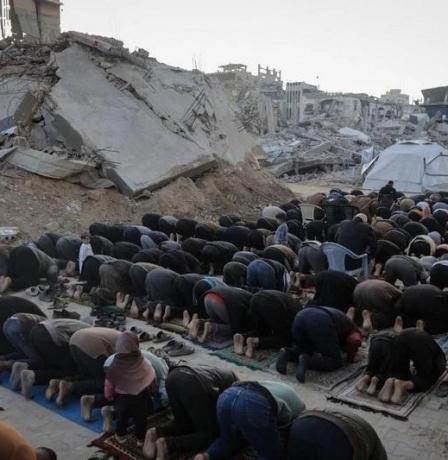 وقت صلاة عيد الفطر 2026 في فلسطين – القدس، الضفة، غزة وكل المحافظات 1447هـ