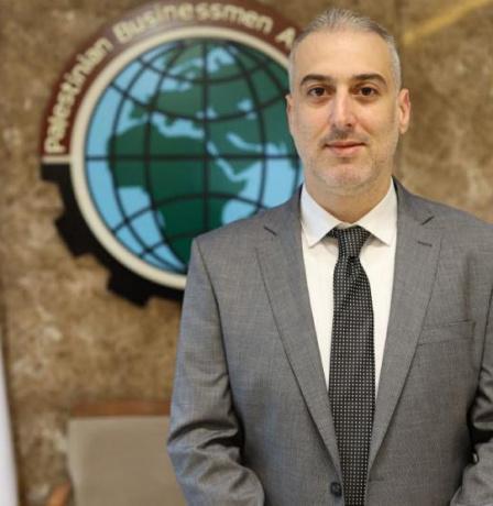 شحادة يحذّر من توقف المخابز والمصانع الغذائية بسبب منع إدخال الزيوت وقطع الغيار