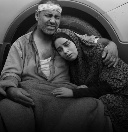 الناجية الوحيدة.. الشابة سمر حمادة توثق "مجزرة عائلتها" بشهادة أدبية مؤلمة