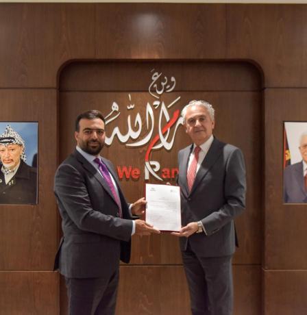 بلدية رام الله توقّع اتفاقية شراكة مع شركة PalPay لفعاليات 2026