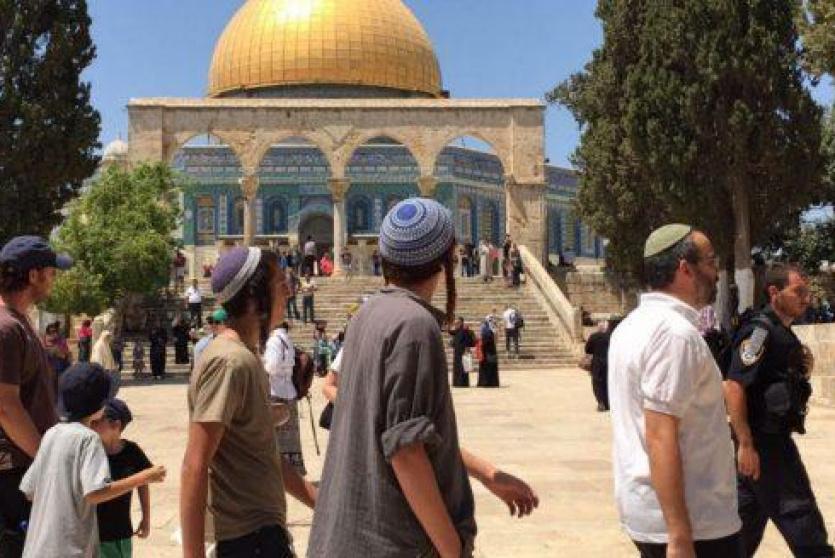 مستوطنون يستأنفون اقتحاماتهم للمسجد الأقصى