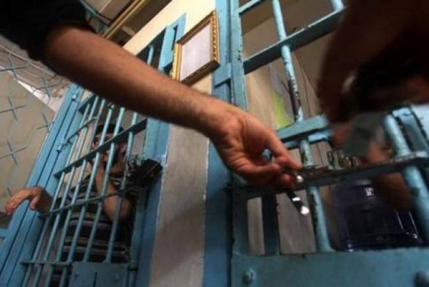 الأسرى في سجون الاحتلال - أرشيف