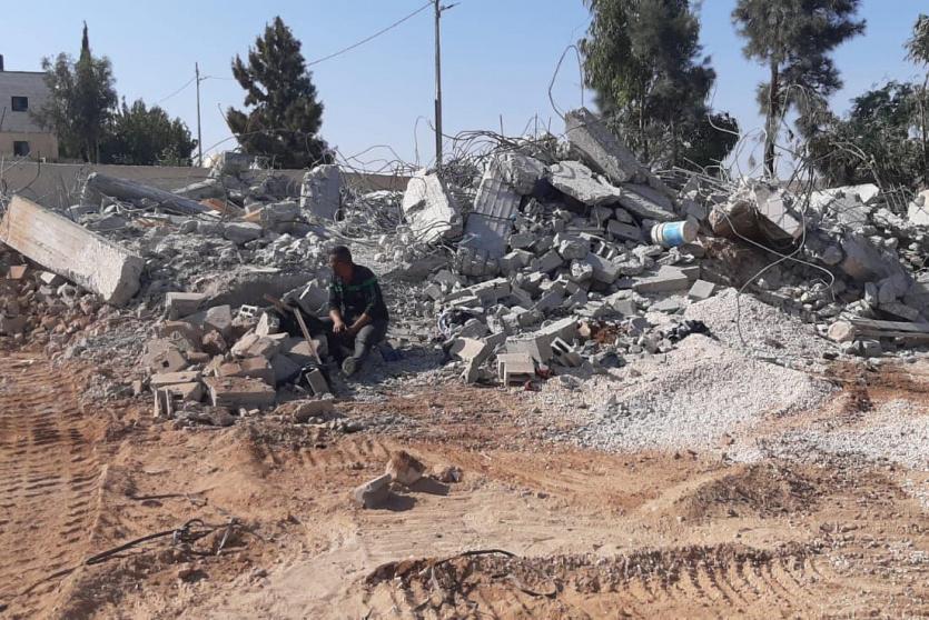 الاحتلال يجرف أراضي- ارشيف 