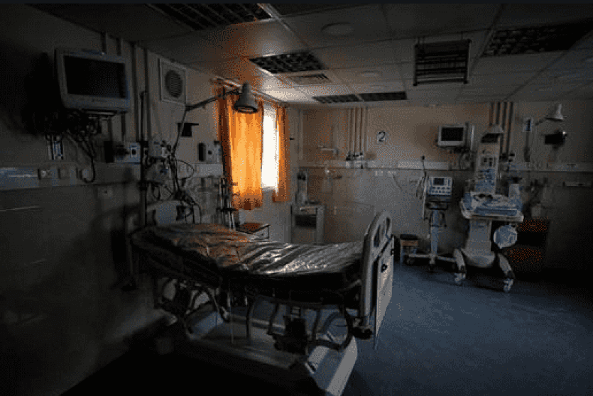 قطع التيار الكهربائي 