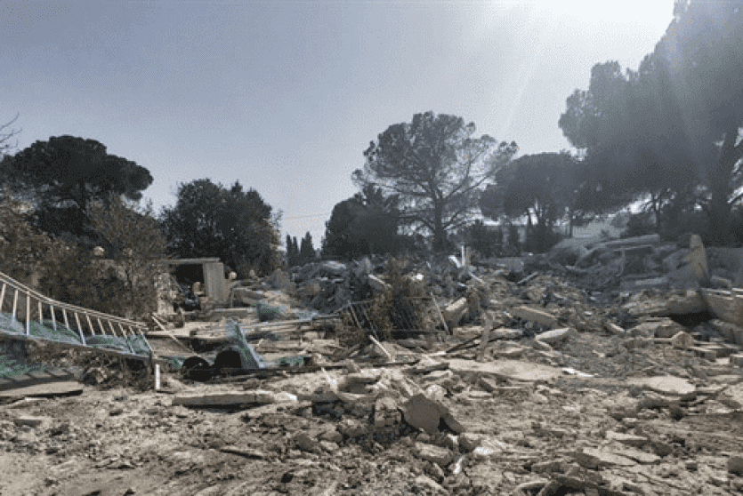 ركام المنزل المهدوم