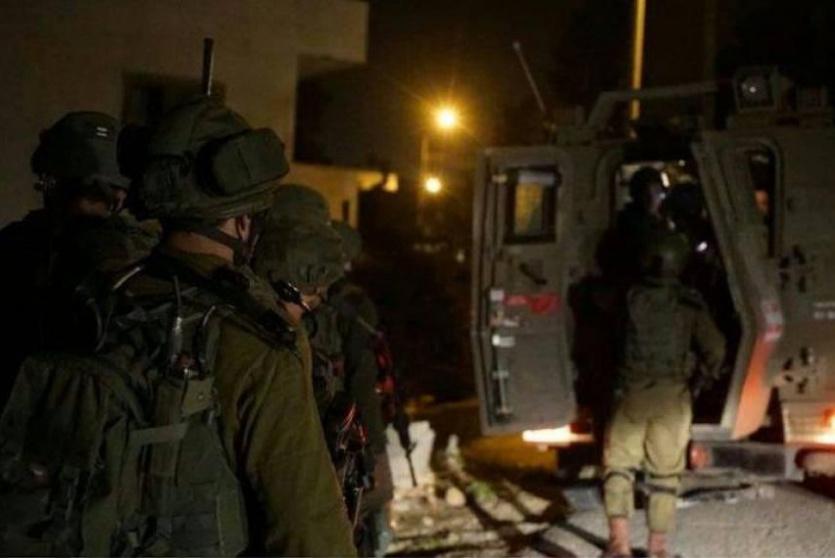 مداهمات الاحتلال 