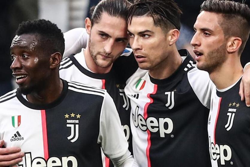 لاعبي يوفنتوس