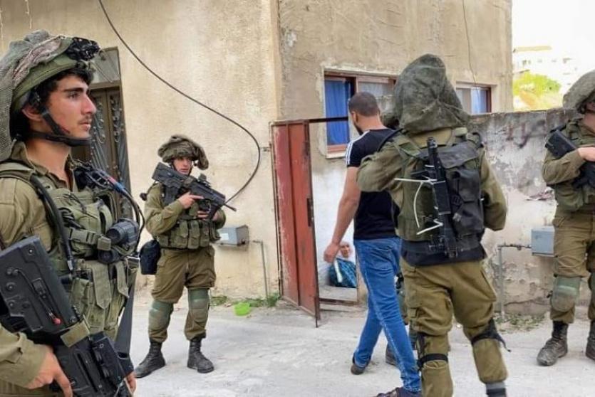 مداهمات الاحتلال 