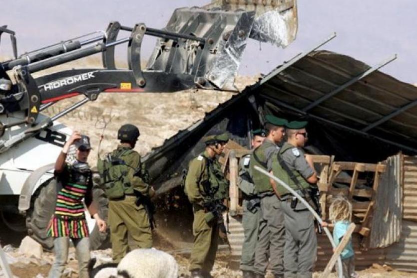 ارشف- هدم غرفة