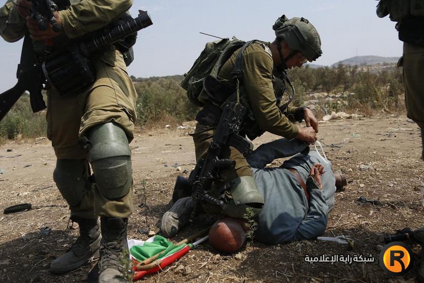 الناشط المسن خيري حنون