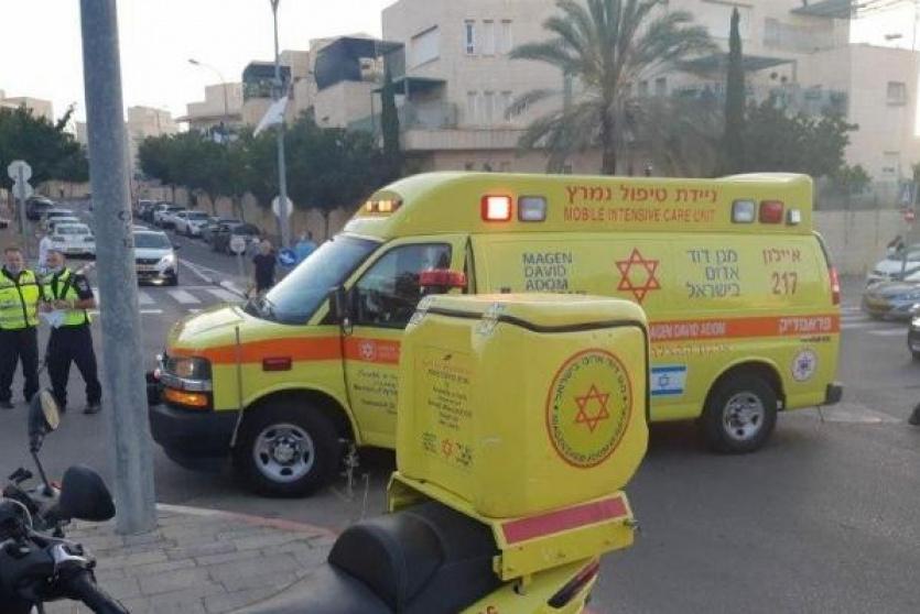 سيارة اسعاف - ارشيف