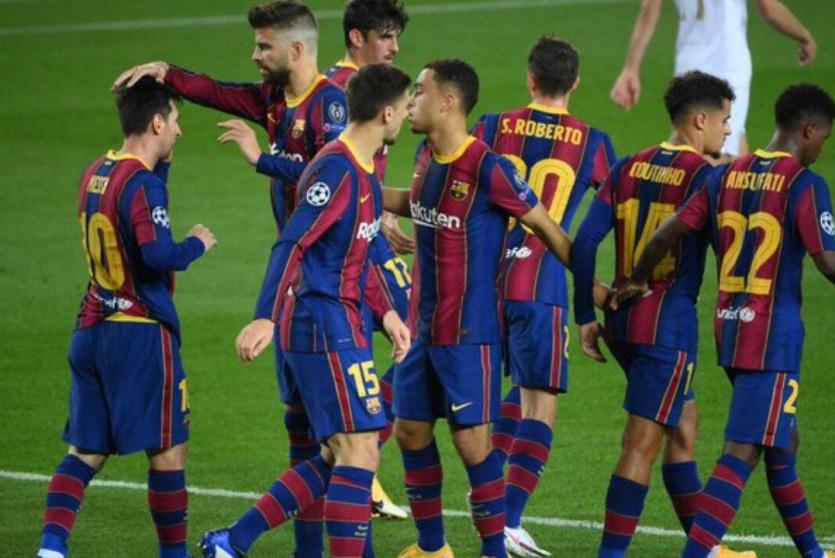  نادي برشلونة الإسباني