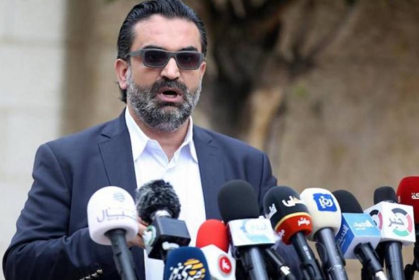 كمال الشخرة