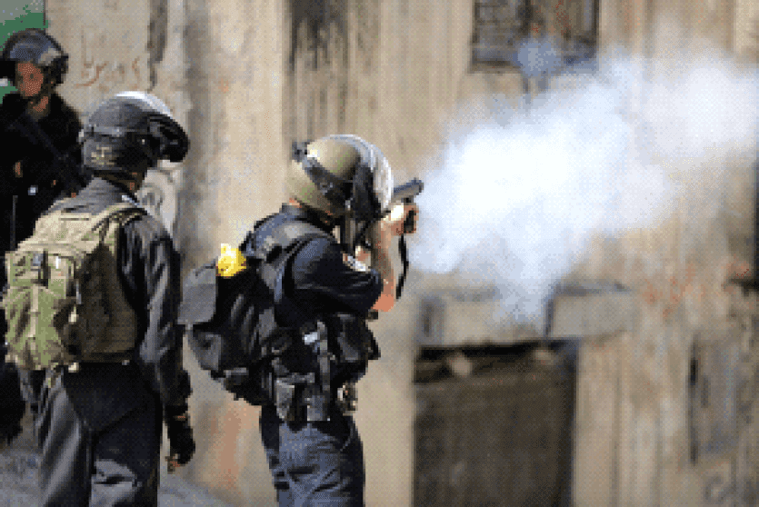 مواجهات مع قوات الاحتلال -أرشيف-