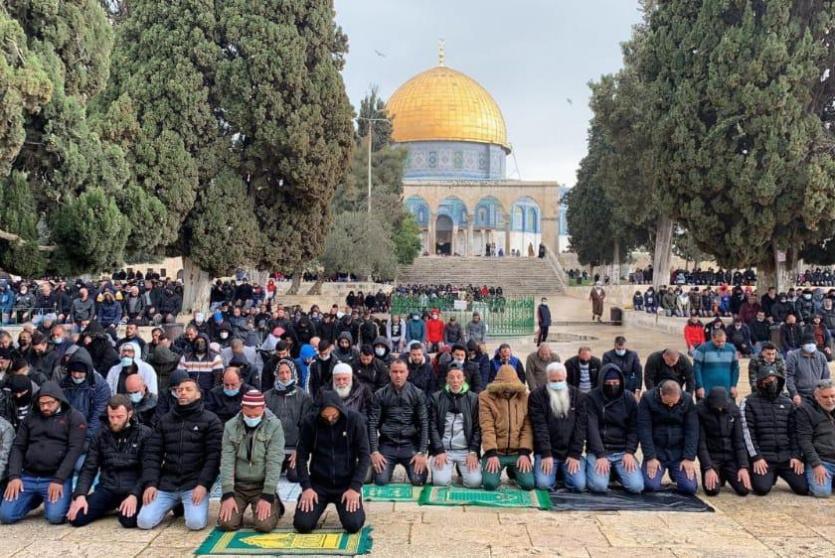 40 ألف مصل يؤدون "الجمعة" في المسجد الأقصى