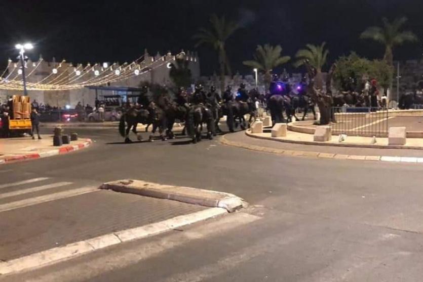 باب العامود