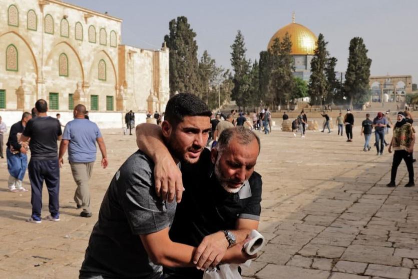 إصابة مواطن في الأقصى