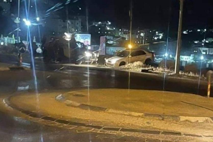 من مكان اطلاق النار على مواطن في الخليل