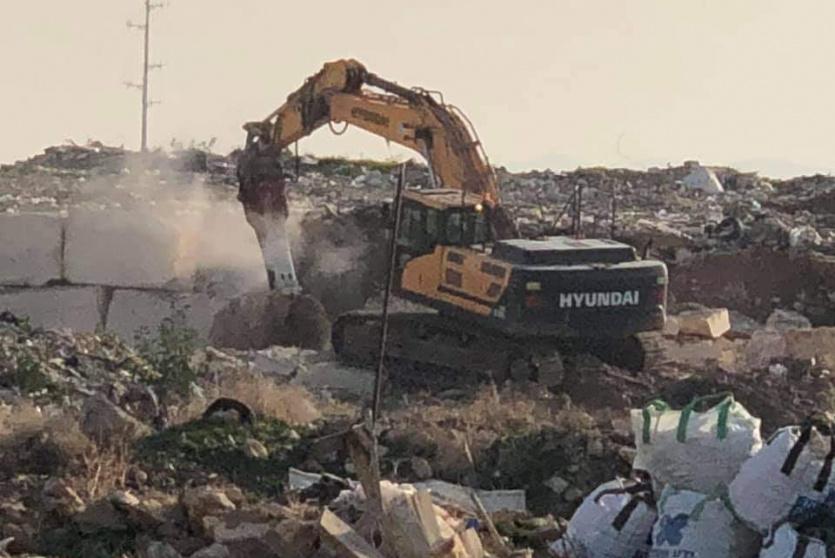 إخطار اسرائيلي بالهدم - ارشيف 