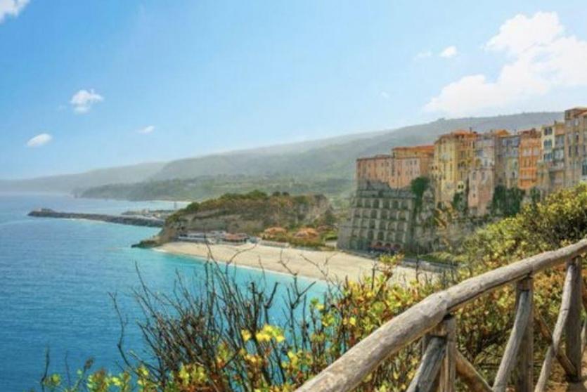 قرية إيطالية