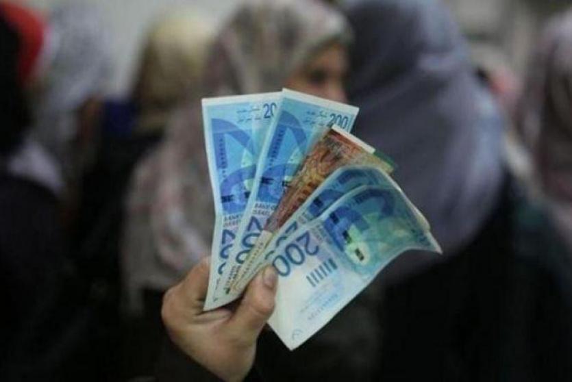 205 آلاف يستفيدون من قرار رفع الحد الأدنى للأجور لـ1880 شيكلا