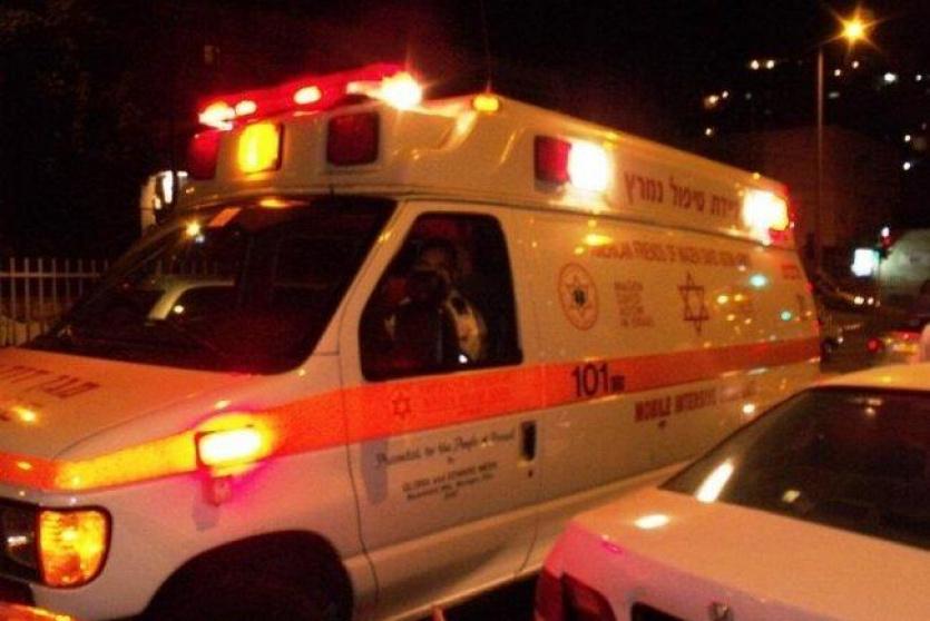 سيارة اسعاف - ارشيف