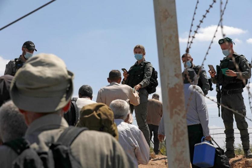 حاجز إسرائيلي -أرشيف-