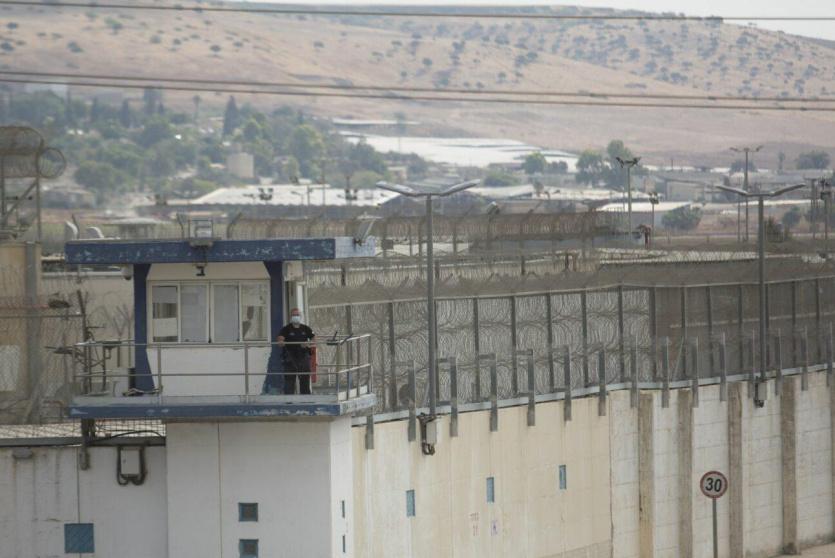 سجن إسرائيلي