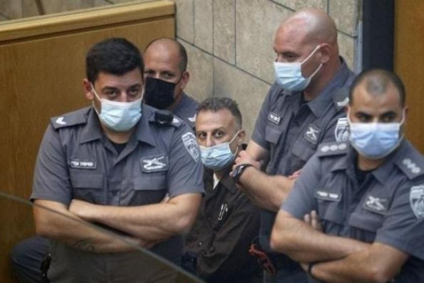 الأسير يعقوب قادري في إحدى جلسات المحاكمة