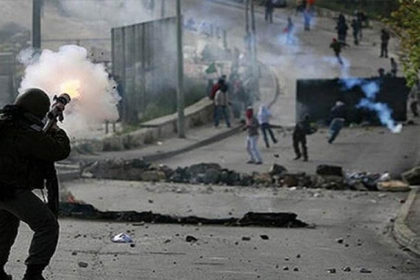 مواجهات مع قوات الاحتلال -أرشيف-