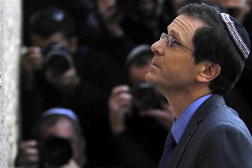 الرئيس الإسرائيلي يستعد اليوم لاقتحام المسجد الإبراهيمي