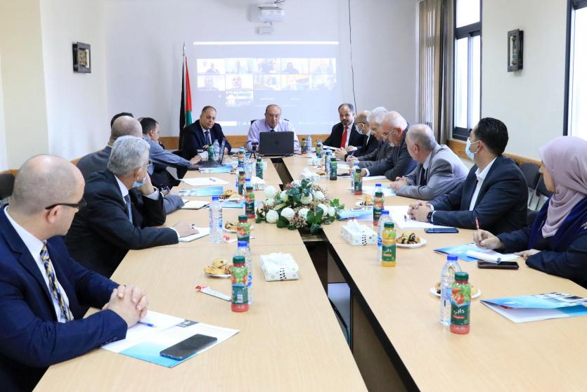 خلال اجتماع مجلس رؤساء الجامعات