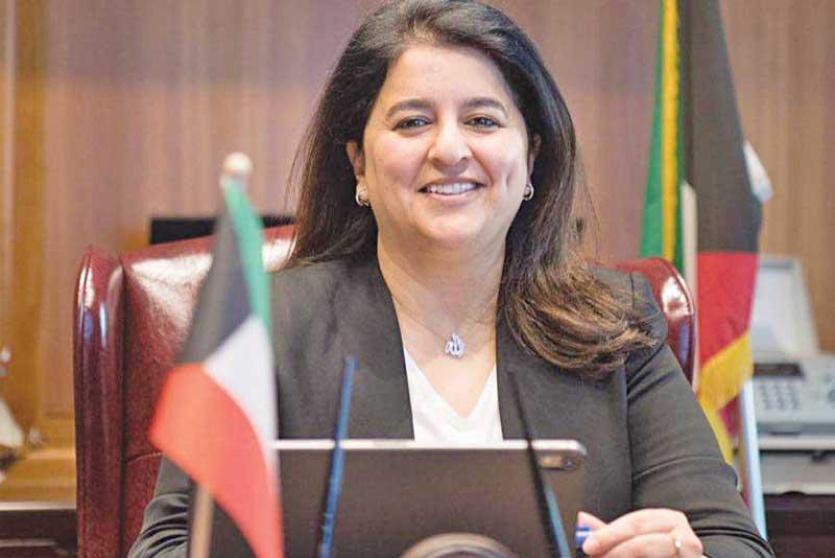 وزيرة الأشغال العامة في الكويت رنا الفارس