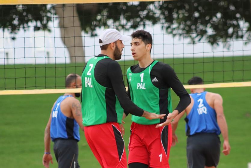 اللاعبان إبراهيم قصيعة وعبد الله العرقان