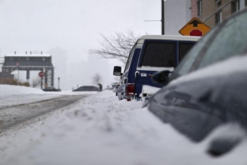 عاصفة ثلجية 